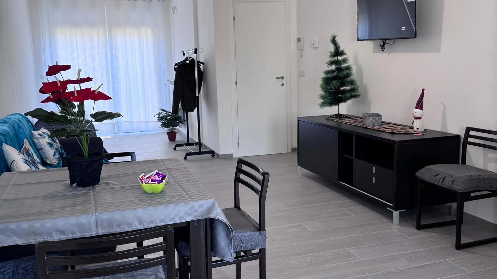 Casa Vacanza A Due Passi Dal Mare-Relax E Confort Vicino L'Aeroporto Di Fiumicino Focene